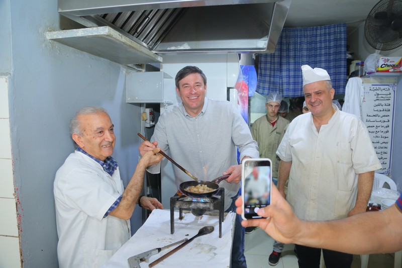 Fastest Growing Restaurant in the USA Celebrates Grand Opening at The Spot Choueifat in Beirut with Visit from Company Founder, Todd Graves